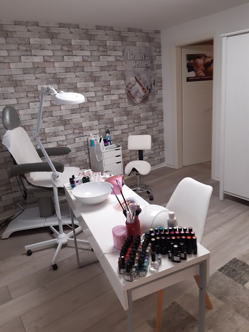 Wellness Massagen & Fußpflege · Fotos 1